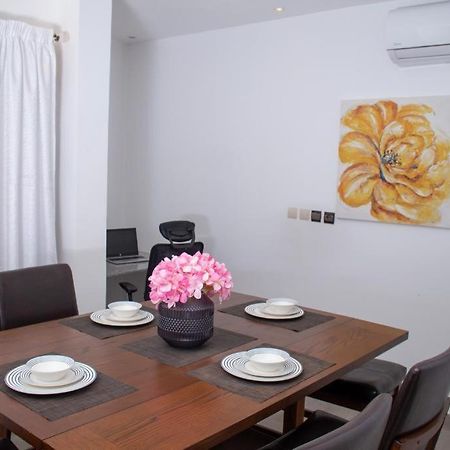 داكاغْ Luxury Suites Chester One المظهر الخارجي الصورة