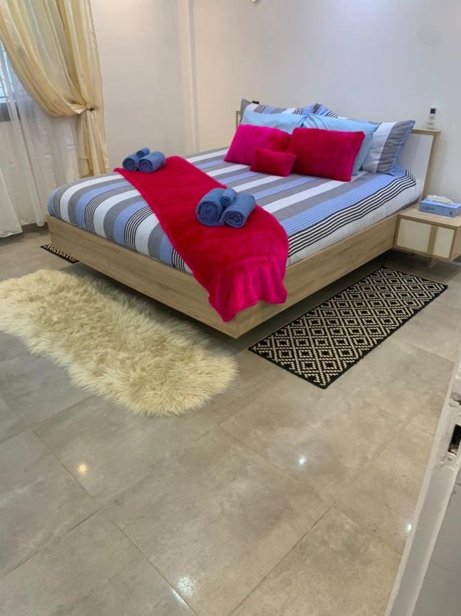 داكاغْ Luxury Suites Chester One المظهر الخارجي الصورة