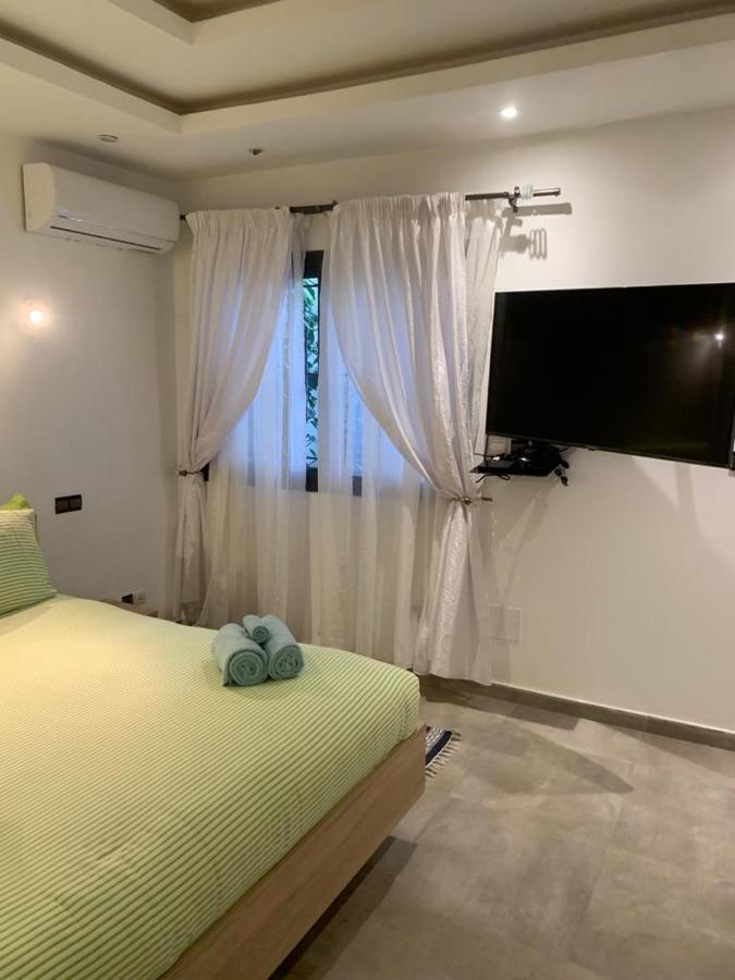 داكاغْ Luxury Suites Chester One المظهر الخارجي الصورة